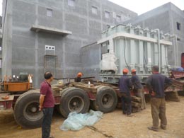 青島鋼廠變壓器搬遷安裝現(xiàn)場